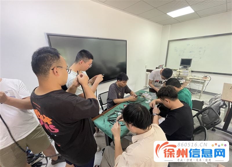 2024年医院设备维修人员技能提升重要性