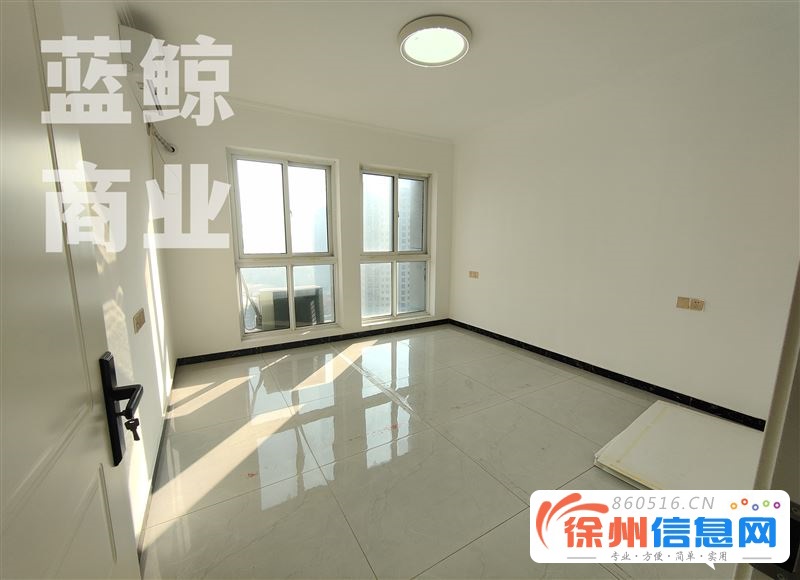 高铁时代广场130平高层南向拎包办公