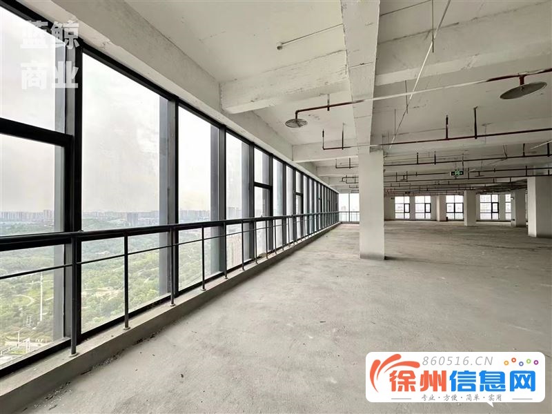 金龙湖旁1000平明阳广场整层一手现房纯办公欢迎看房